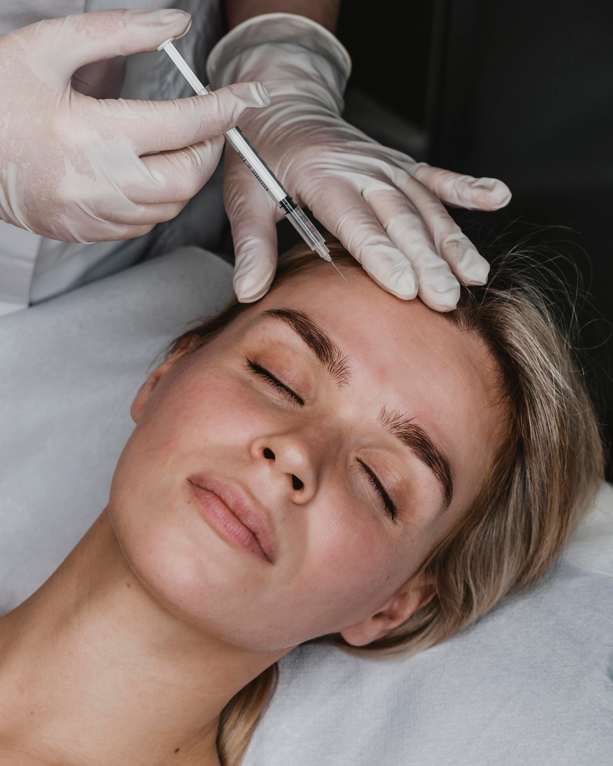 Hvad er botox lavet af? En dybdegående forklaring af ingredienserne